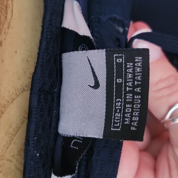 Womens Nike Sphere Tennis Skirt SZ L - Picture 6 of 6